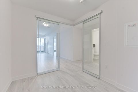 Photo 18 at 803E - 70 Princess Street, Waterfront Communities C8, Toronto