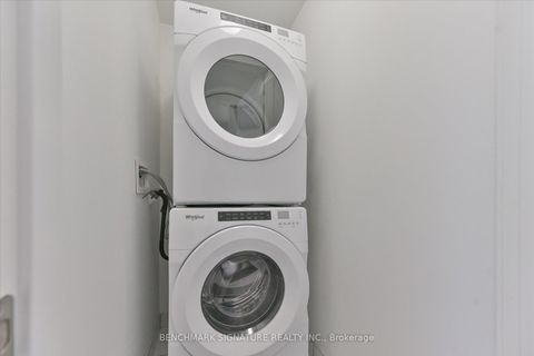 Photo 21 at 803E - 70 Princess Street, Waterfront Communities C8, Toronto