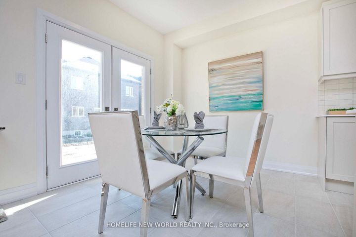 Photo 4 at 240 Seguin Street N, Oak Ridges, Richmond Hill