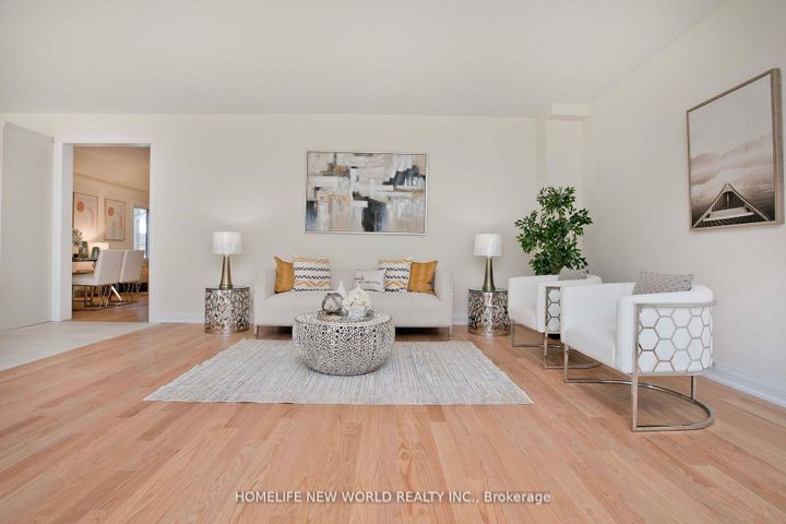 Photo 6 at 240 Seguin Street N, Oak Ridges, Richmond Hill