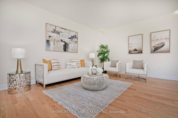 Photo 8 at 240 Seguin Street N, Oak Ridges, Richmond Hill