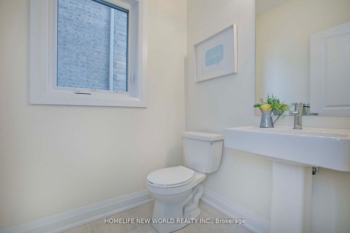 Photo 9 at 240 Seguin Street N, Oak Ridges, Richmond Hill