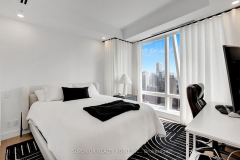 Photo 14 at 4408 - 180 University Avenue, Bay Street Corridor, Toronto