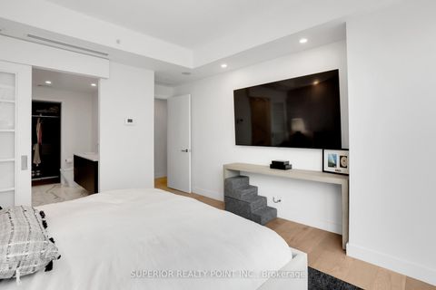 Photo 20 at 4408 - 180 University Avenue, Bay Street Corridor, Toronto