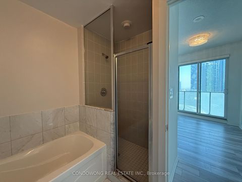 Photo 7 at 1710 - 65 Bremner Boulevard, Waterfront Communities C1, Toronto