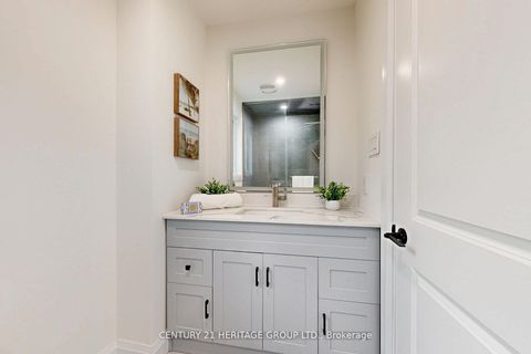 Photo 14 at 547 Melrose Avenue, Nortown, Toronto