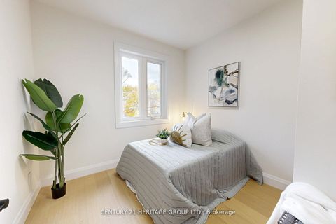 Photo 18 at 547 Melrose Avenue, Nortown, Toronto