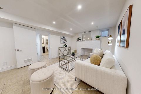 Photo 20 at 547 Melrose Avenue, Nortown, Toronto