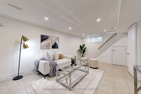 Photo 22 at 547 Melrose Avenue, Nortown, Toronto