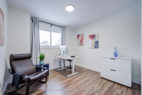 Photo 20 at 48 Ridware Crescent, Highland Creek, Toronto