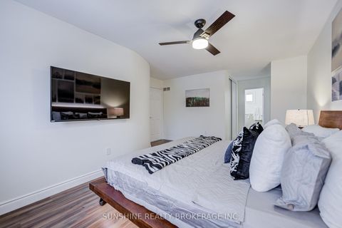 Photo 25 at 48 Ridware Crescent, Highland Creek, Toronto