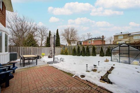 Photo 35 at 48 Ridware Crescent, Highland Creek, Toronto