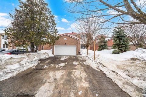 Photo 1 at 44 Carruthers Crescent, Grove East, Barrie