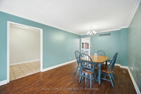 Photo 10 at 44 Carruthers Crescent, Grove East, Barrie