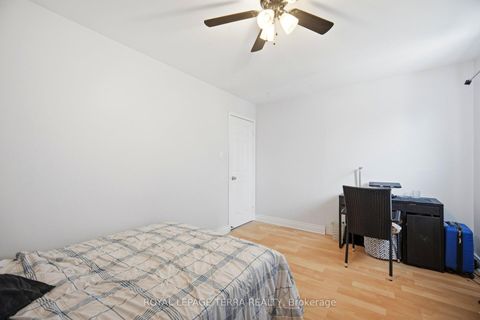 Photo 31 at 44 Carruthers Crescent, Grove East, Barrie