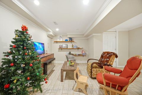 Photo 38 at 44 Carruthers Crescent, Grove East, Barrie