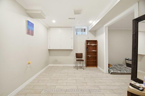 Photo 40 at 44 Carruthers Crescent, Grove East, Barrie