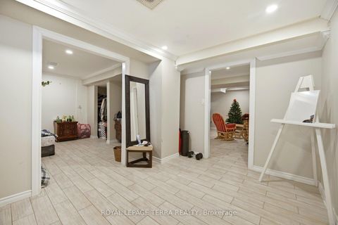 Photo 41 at 44 Carruthers Crescent, Grove East, Barrie