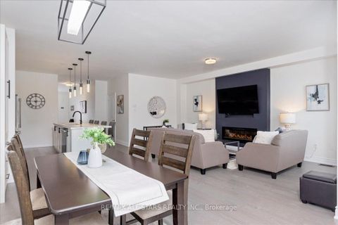 Photo 3 at 2105 Wilson Street, Alcona, Innisfil