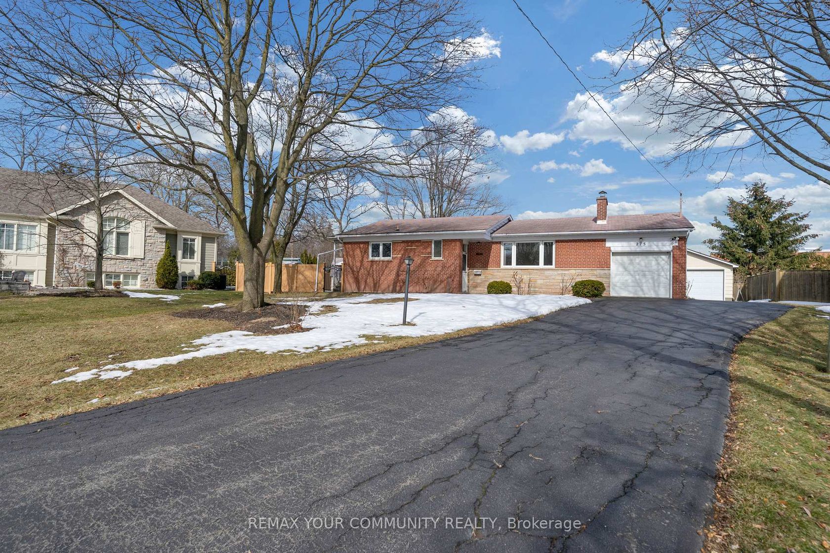 275 Tweedsdale Crescent, SW Southwest, Oakville 