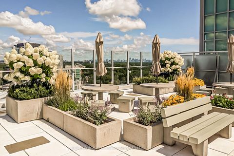 Photo 34 at 206 - 2 Fieldway Road, City Centre West, Toronto