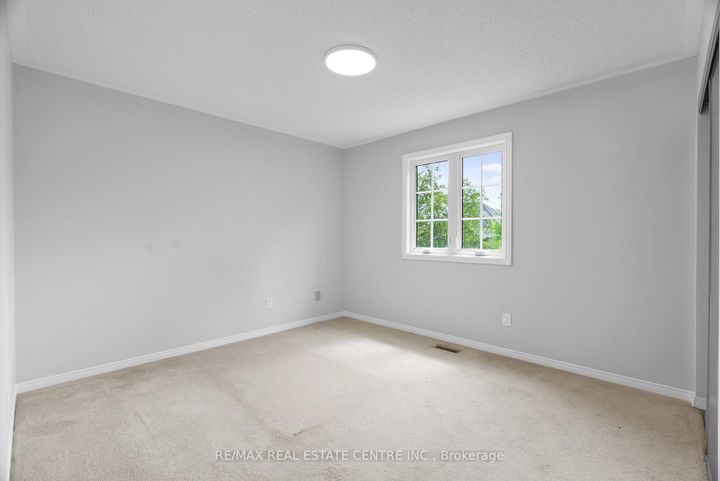 Photo 19 at 4623 Hewicks Lane, East Credit, Mississauga