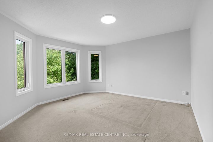 Photo 29 at 4623 Hewicks Lane, East Credit, Mississauga