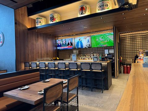 Photo 1 at 92 Fort York Boulevard, Waterfront Communities C1, Toronto