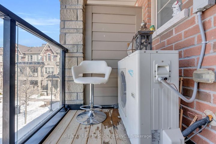 Photo 19 at 185 - 200 Veterans Drive, Northwest Brampton, Brampton