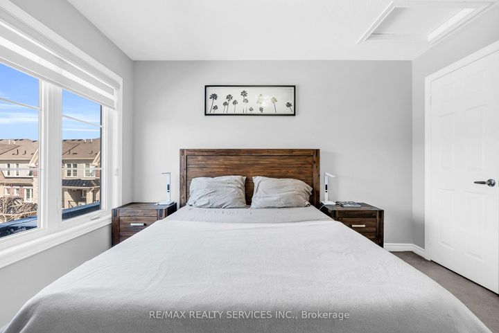 Photo 23 at 185 - 200 Veterans Drive, Northwest Brampton, Brampton