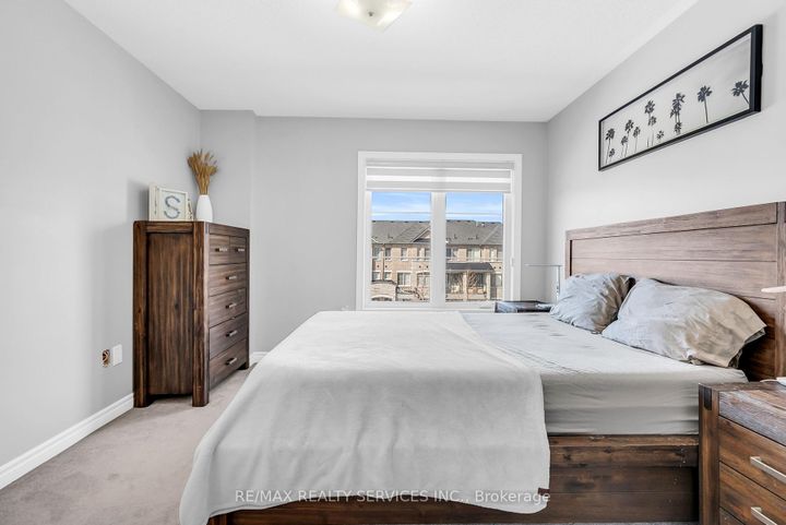 Photo 24 at 185 - 200 Veterans Drive, Northwest Brampton, Brampton