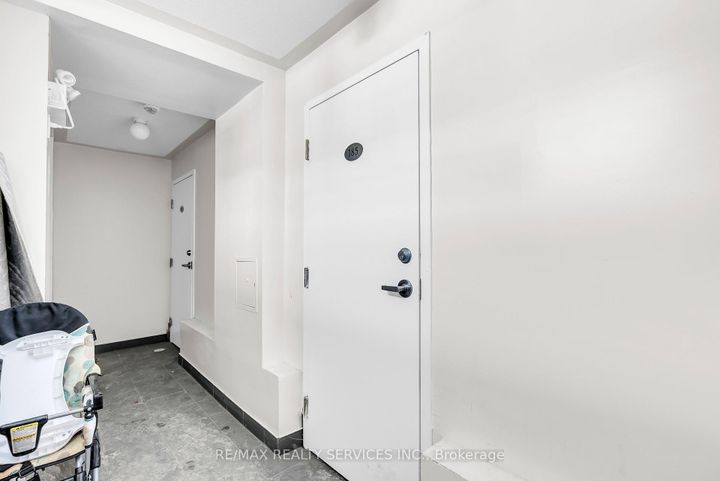 Photo 34 at 185 - 200 Veterans Drive, Northwest Brampton, Brampton