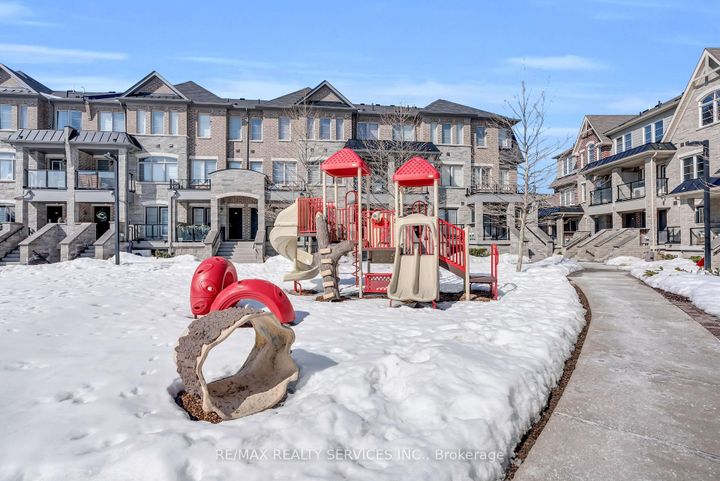 Photo 39 at 185 - 200 Veterans Drive, Northwest Brampton, Brampton