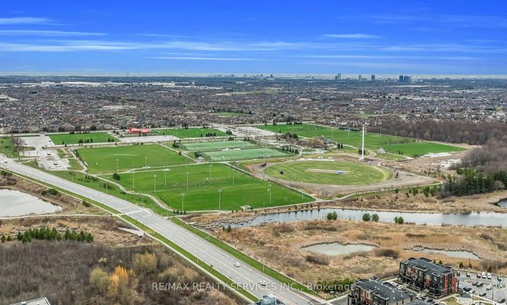 Photo 42 at 185 - 200 Veterans Drive, Northwest Brampton, Brampton