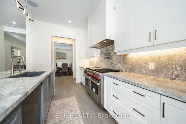 Photo 11 at 121 Milky Way Drive, Observatory, Richmond Hill