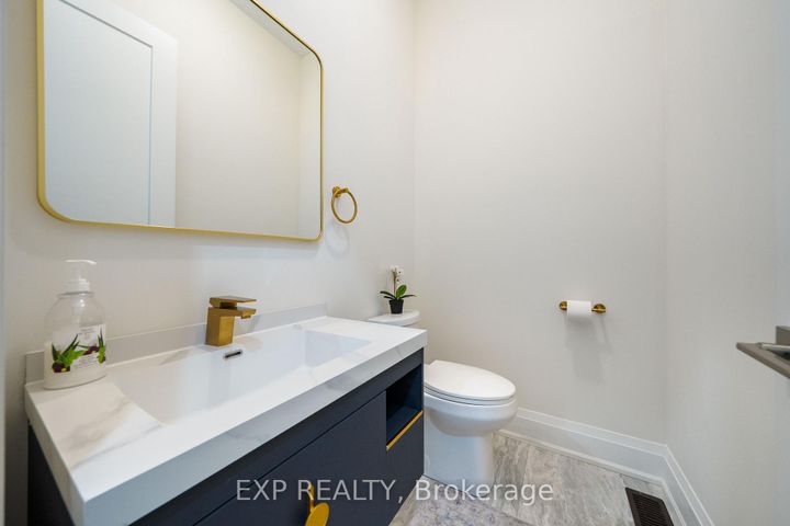 Photo 21 at 121 Milky Way Drive, Observatory, Richmond Hill