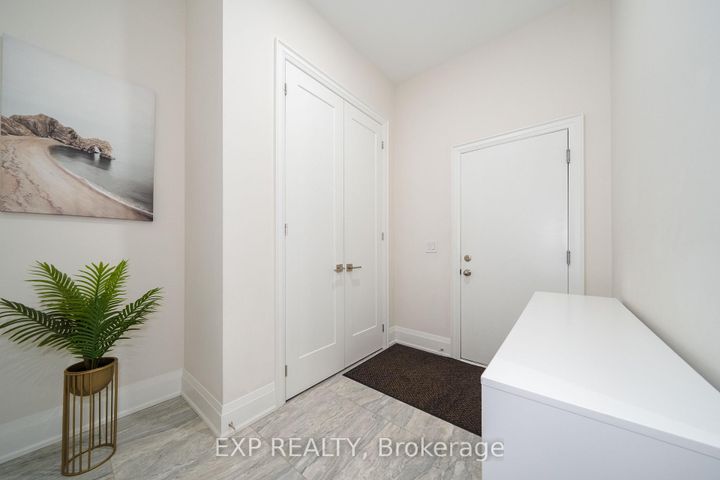 Photo 22 at 121 Milky Way Drive, Observatory, Richmond Hill