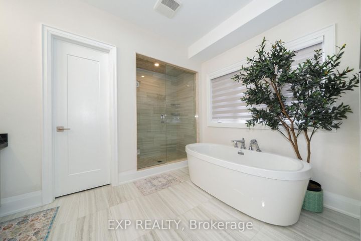 Photo 31 at 121 Milky Way Drive, Observatory, Richmond Hill