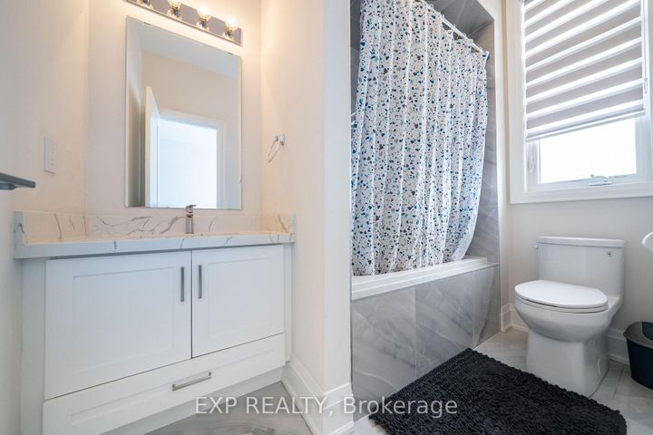 Photo 37 at 121 Milky Way Drive, Observatory, Richmond Hill