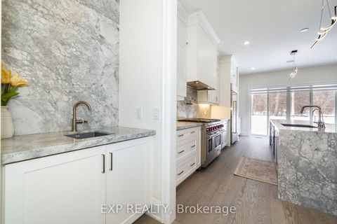 Photo 9 at 121 Milky Way Drive, Observatory, Richmond Hill