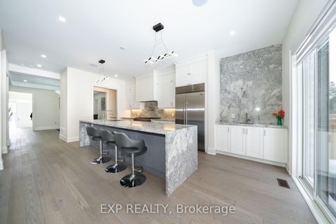 Photo 13 at 121 Milky Way Drive, Observatory, Richmond Hill