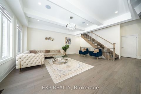 Photo 20 at 121 Milky Way Drive, Observatory, Richmond Hill