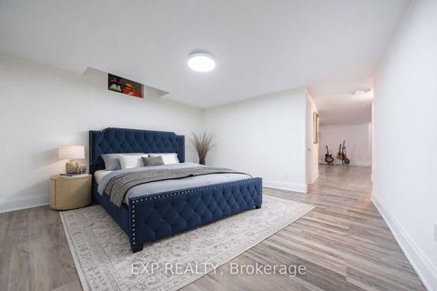 Photo 39 at 121 Milky Way Drive, Observatory, Richmond Hill