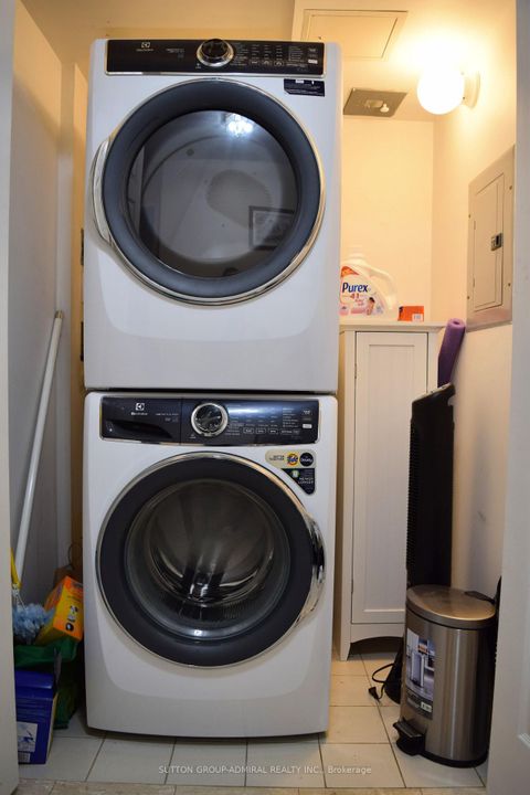 Photo 17 at SPH05 - 5001 Finch Avenue E, Agincourt North, Toronto