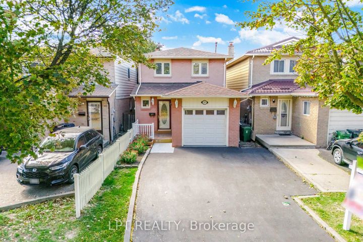 Photo 1 at 27 Woodsview Avenue, Clairville, Toronto