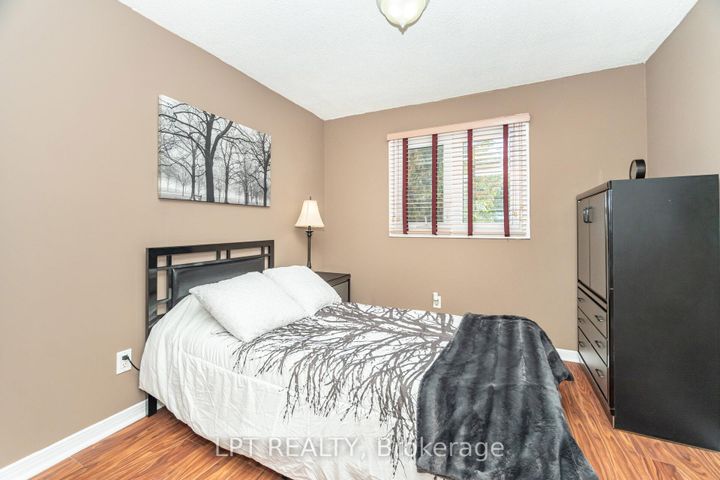 Photo 21 at 27 Woodsview Avenue, Clairville, Toronto