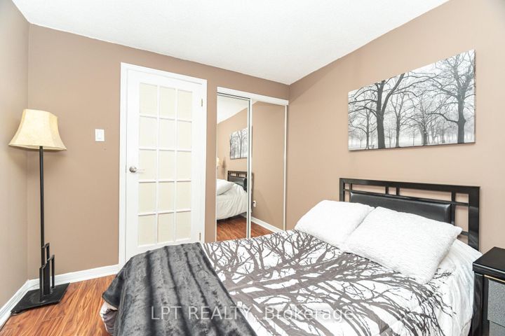 Photo 22 at 27 Woodsview Avenue, Clairville, Toronto