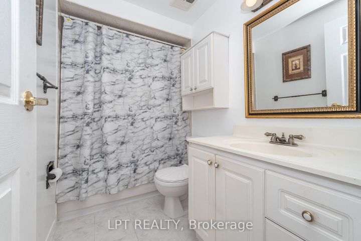 Photo 23 at 27 Woodsview Avenue, Clairville, Toronto