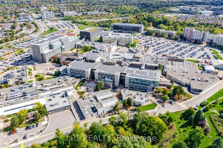 Photo 42 at 27 Woodsview Avenue, Clairville, Toronto