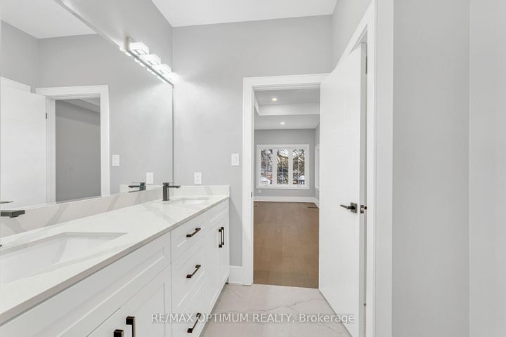 Photo 28 at 30 Mclaughlin Road N, Northwood Park, Brampton